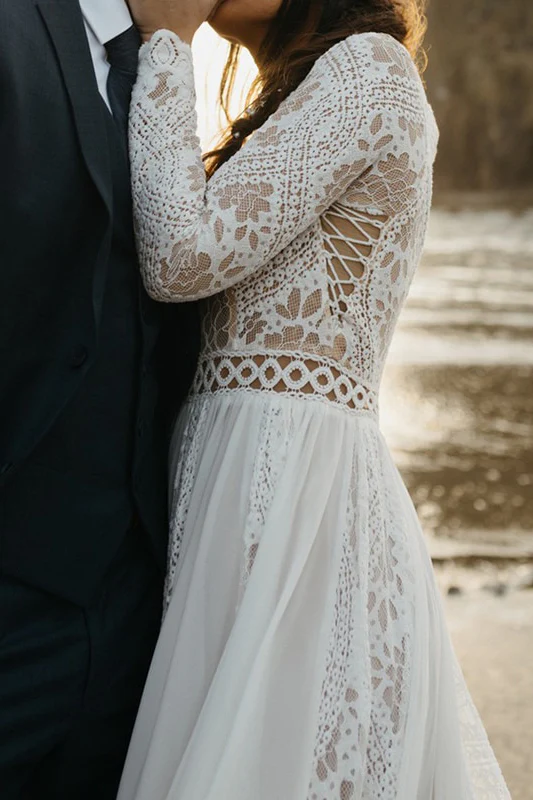 Robe de Mariée Plage Bohème 3 robe de mariee boheme chic avec manches lacets 720x