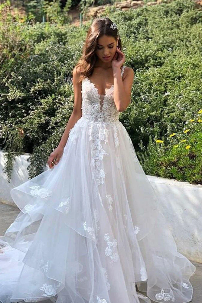 Robe de Mariée Bohème Dentelle Dos Nu 3 robe de mariee boheme chic fleurs tulle 720x