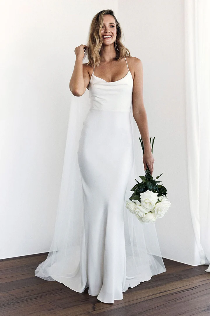 Robe de Mariée Bohème Moderne 3 robe de mariee boheme fluide voile 720x
