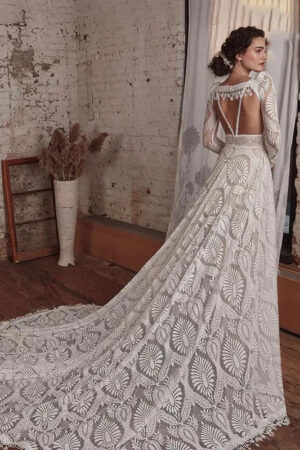 Robe de Mariée Simple Bohème 9 robe de mariee boheme guipure dos 720x