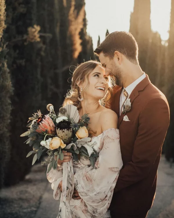 Robe de Mariée Bohème à Manches Bouffantes 8 robe mariee boheme chic fleurie 720x