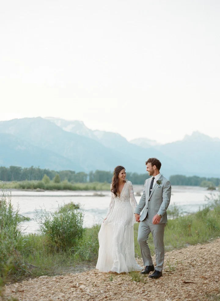 Robe de Mariée Vintage à Manches Longues 5 robe mariee boheme dentelle manches longues 720x