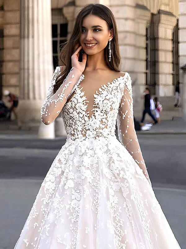 Robe de Mariée Princesse Dentelle Luxe 3 Robedeprincessefemmemariee 691756 5000x