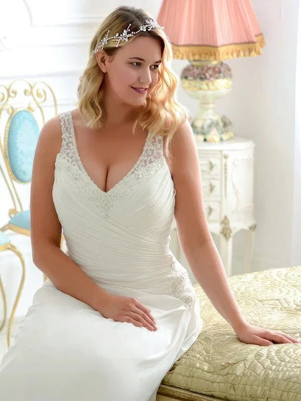 Grande Taille Robe de Mariée Femme Ronde Bustier 2 robe de mariage grande taille 2 turbo 893069 5000x