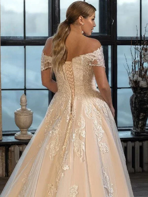 Robe de Mariée Originale pour Femme Ronde 4 robe de mariee dentelle pour grande taille 3 turbo b04f3943 06ae 4e3b ba23 319b2e6978a5 999727 5000x