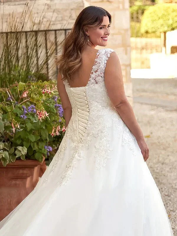 Robe de Mariée Simple et Chic Grande Taille 3 robe de mariee femme petite et ronde 3 turbo 314664 5000x