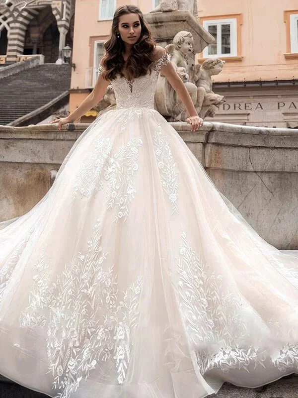 robe de mariee princesse epaule denudee 3 turbo 9aaa92e3 3877 4898 a5e8 0365bdfee2d4 760684 5000x