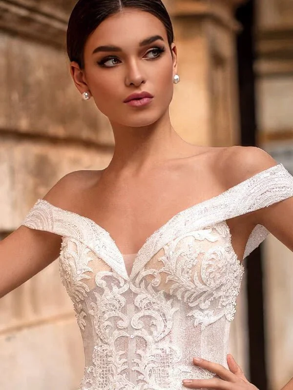 Robe de Mariée Princesse Bustier 3 robe de mariee princesse volumineuse 2 turbo 718775 5000x