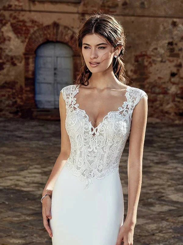 Robe de Mariée Sirène de Luxe 3 robe de mariee sirene avec traine 2 turbo 902858 5000x