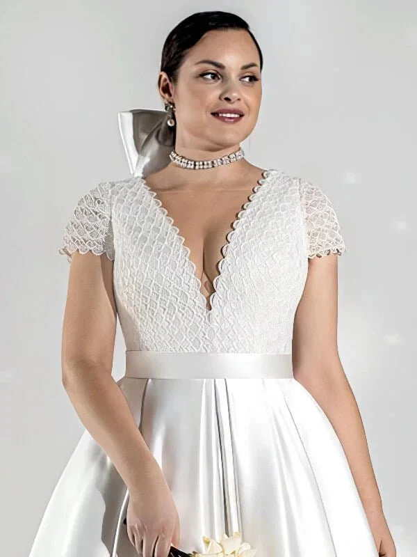 Robe de Mariée Femme Ronde Vintage