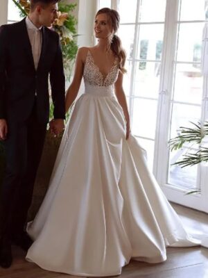 Volumineux Robe de Mariée Gitane