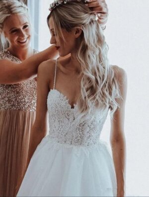 Robe de Mariée Bohème à Bretelle