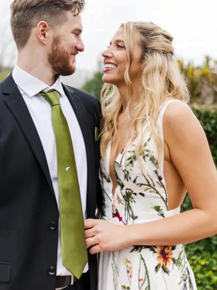 Robe de Mariée Romantique Bohème Fleures Brodées 4 Robe de Mariée Bohème Esprit Libre