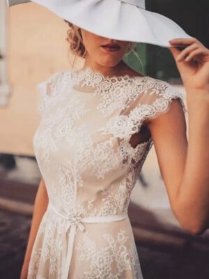 Robe de Mariée Dentelle Fine Bohème Chic 8 Robe de Mariée Bohème Souvenir d’Écume