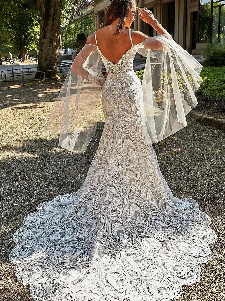 Bohème Robe de Mariée Dentelle 2 Robe de Mariée Bohème Jardin d’Éveil