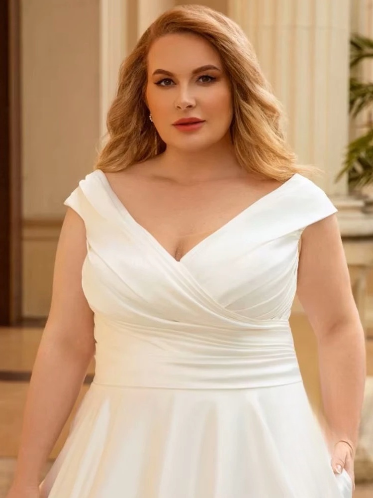 Robe de Mariée Hiver Grande Taille 3 Robe de Mariée Hiver Grande Taille – Image 3