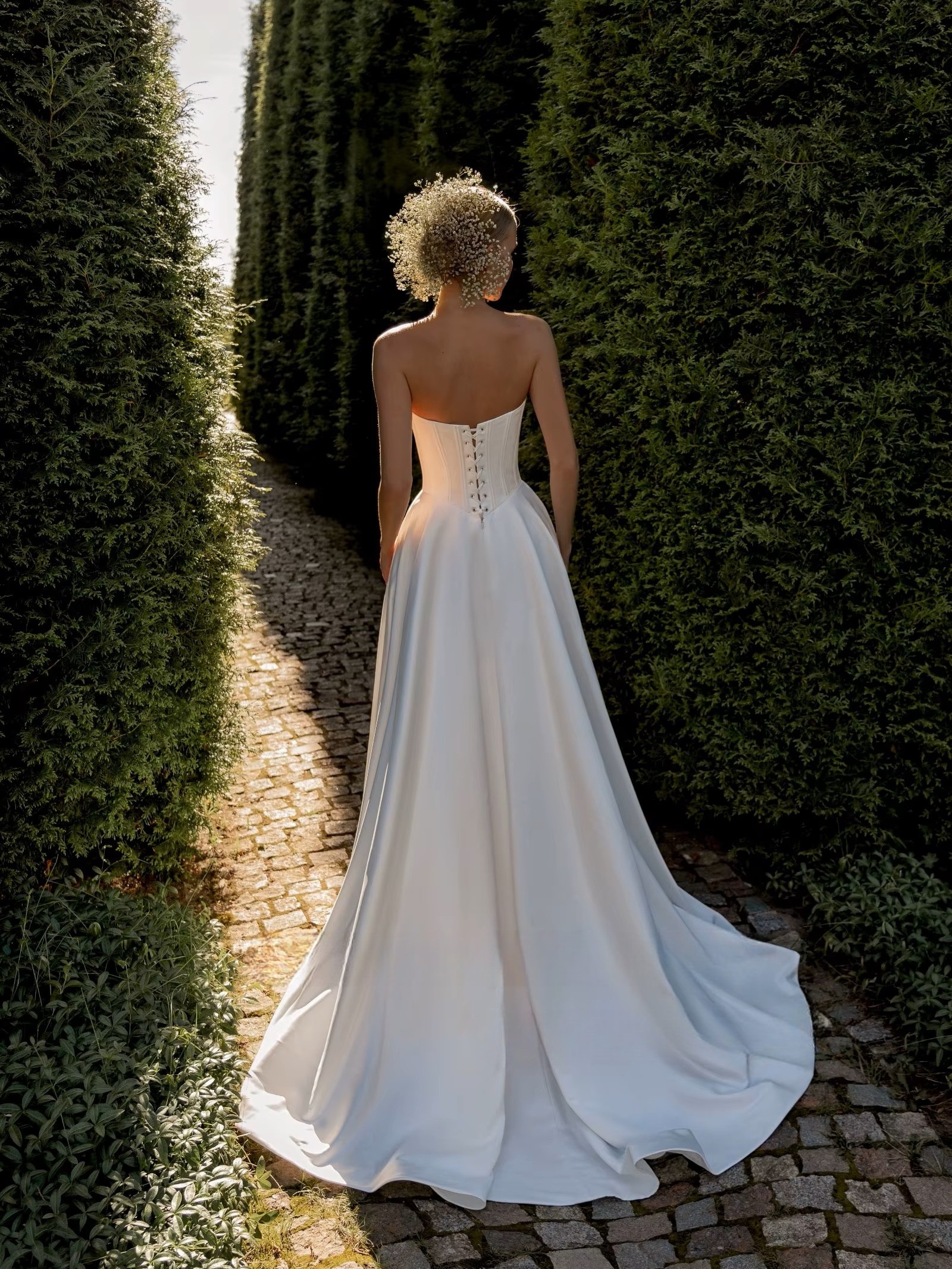 Robe de Mariée Dos Nu Princesse 2 Robe de Mariée Dos Nu Princesse – Image 2