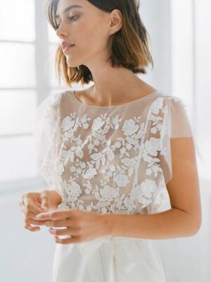 Robe de Mariée Courte Originale 7 Hfdf421768057455d97d2d192325a007aF Cropped