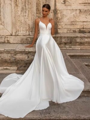 Robe de Mariée 2021 Simple 6 S0e2f597cb6074bc2a848e96ffbcaed40M Cropped