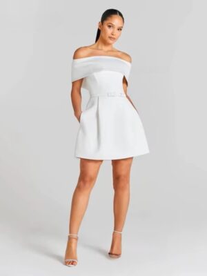 Accueil 5 Robe Blanche de Mariée Courte