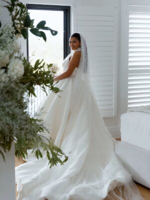 Satin Robe de Mariée Princesse 6 S39ee0f63a80645838014de4f16e39d24g Cropped