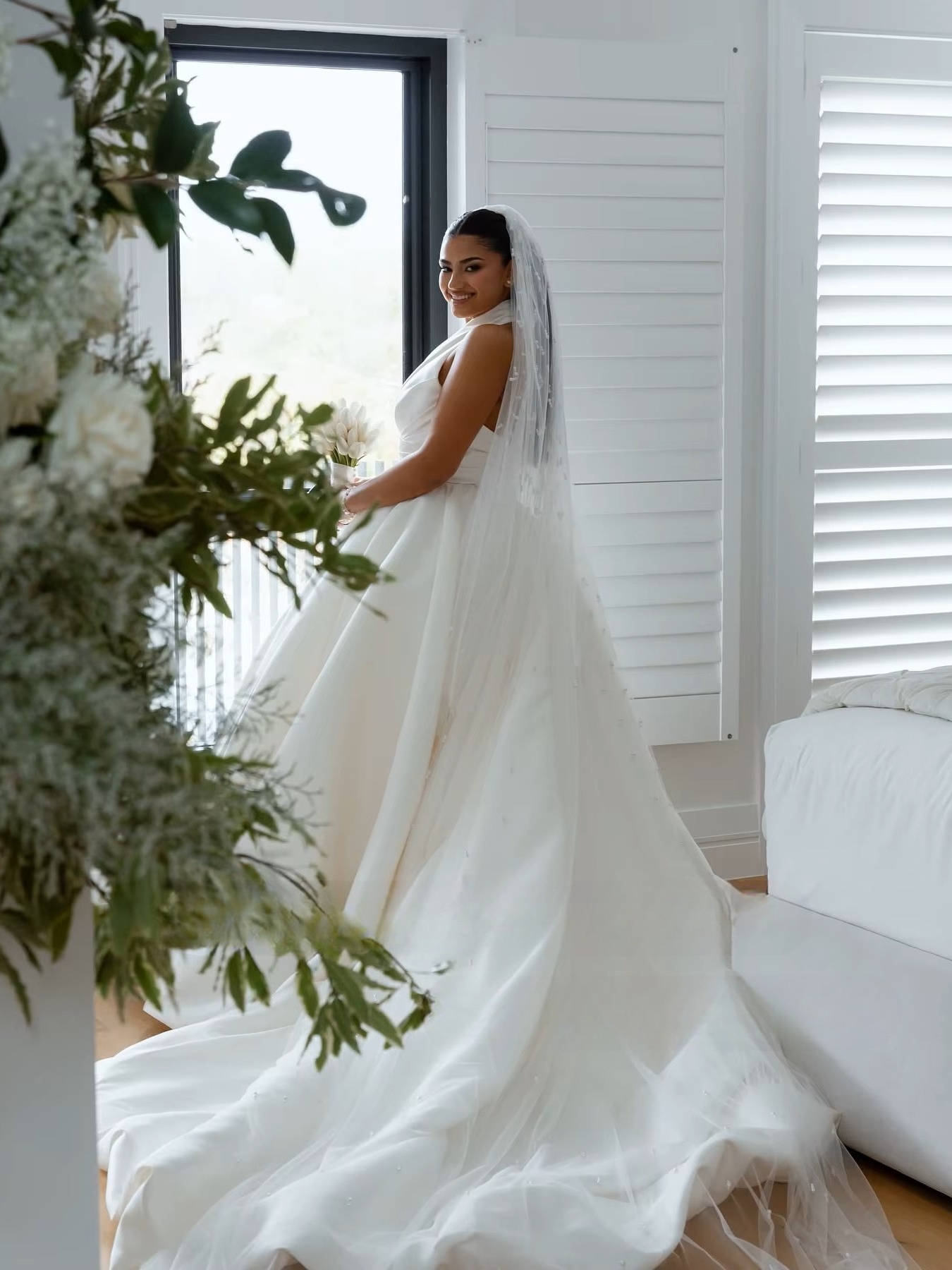 Satin Robe de Mariée Princesse 3 Satin Robe de Mariée Princesse – Image 3