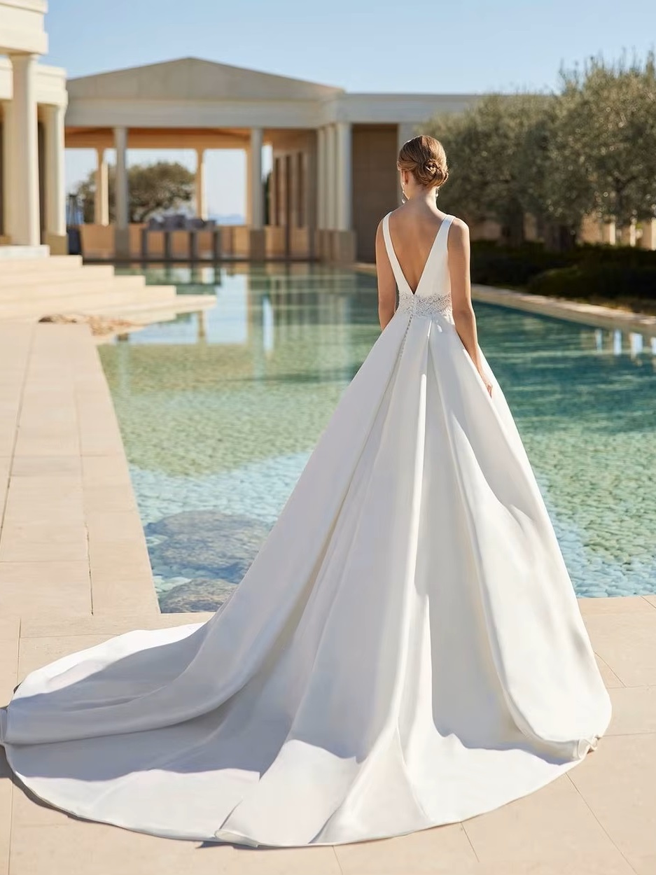 Robe de Mariage Civil Simple 2 Robe de Mariage Civil Simple – Image 2