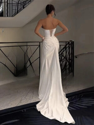 Robe de Mariée Droite Simple