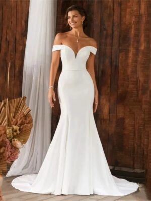 Robe de Mariée Simple avec Traîne
