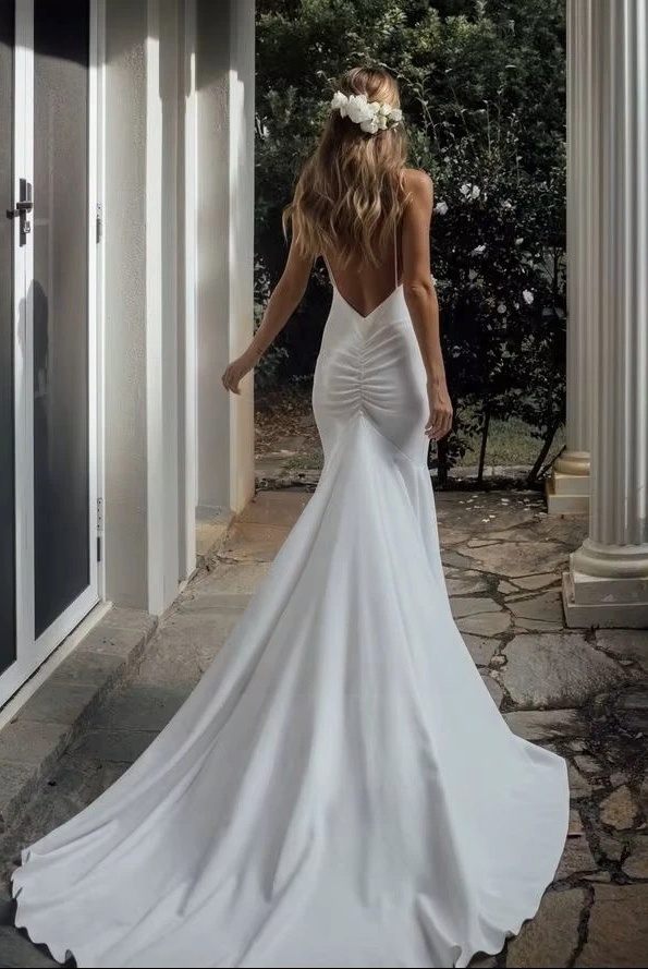 Robe de Mariage Simple 2 Robe de Mariage Simple – Image 2